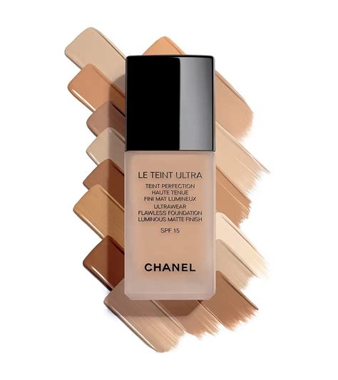 Тональный флюид CHANEL LE TEINT ULTRA 